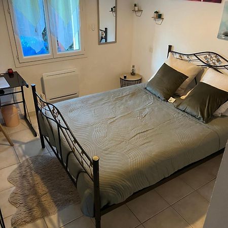 Chambre Zen Saint-Medard-de-Guizieres Εξωτερικό φωτογραφία