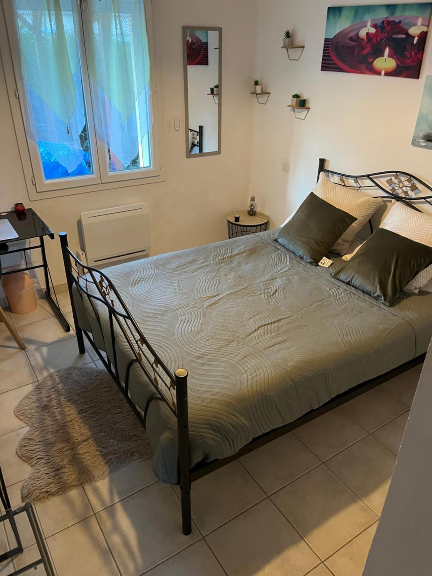 Chambre Zen Saint-Medard-de-Guizieres Εξωτερικό φωτογραφία